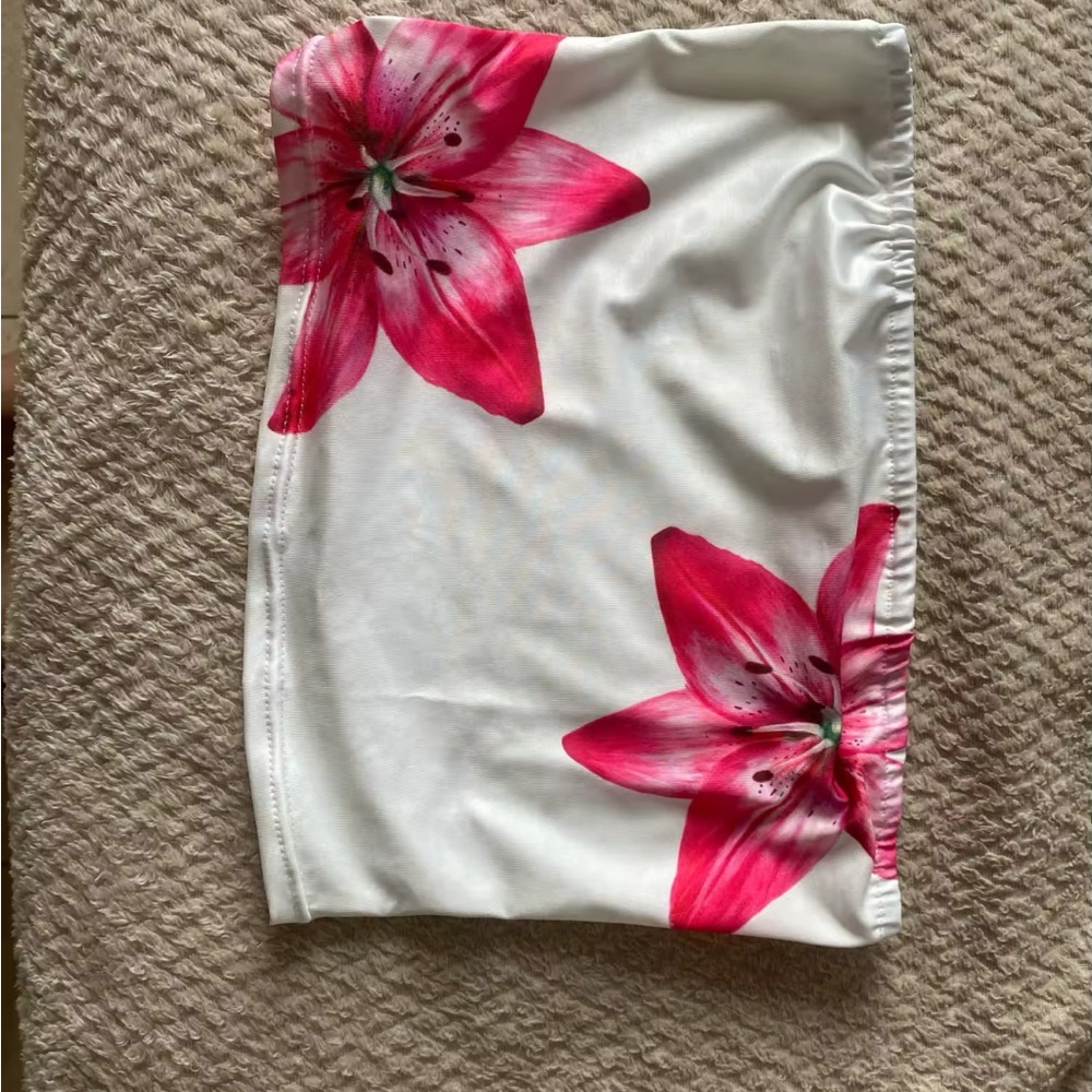 Women’s Floral Tube Top with Pink Flowers